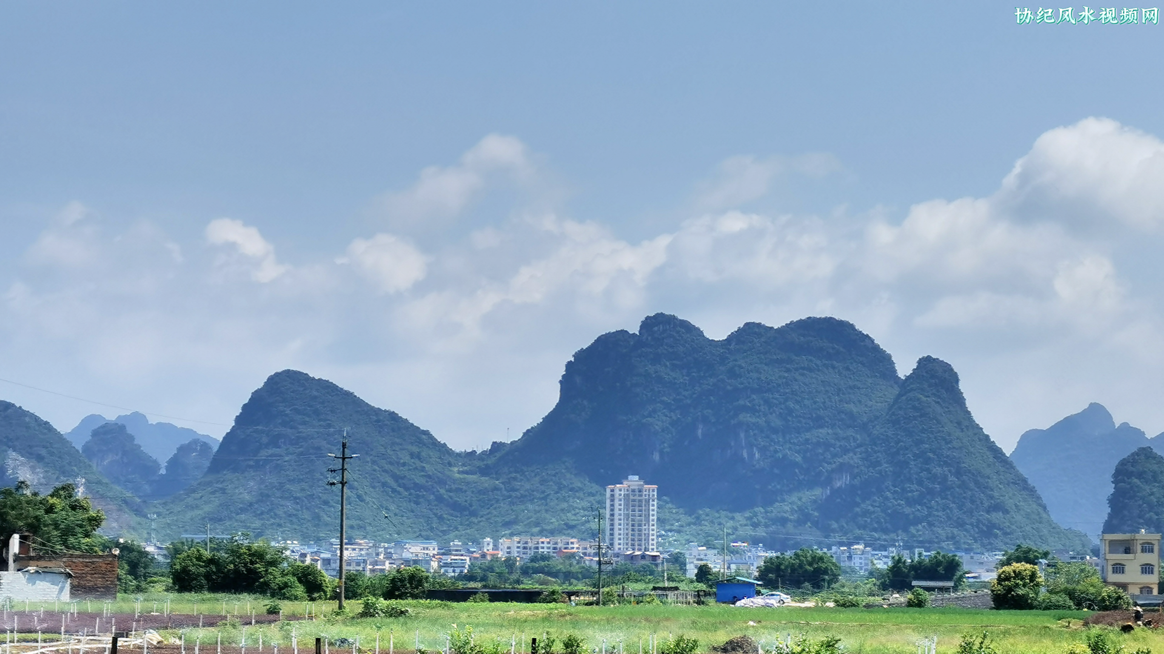 九：少微转巽还少微，人才昌炽官职卑，太乙少微复太乙，亦主文官持彩笔。5.png